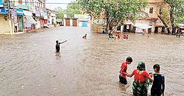 राजस्थान में भारी बारिश के कारण 10 लोगों की मौत, कई ट्रेनें प्रभावित