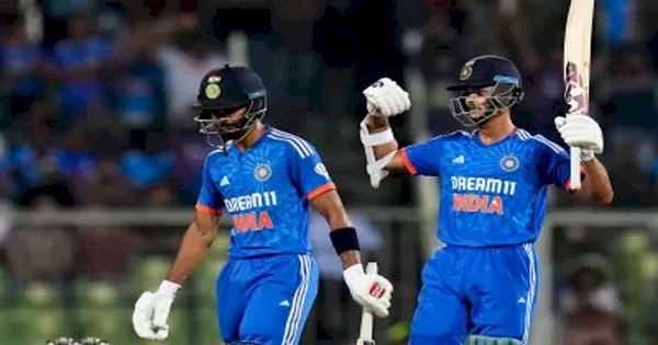 भारत ने रिकॉर्ड स्कोर बनाने के बाद ऑस्ट्रेलिया को 44 रन से पराजित किया