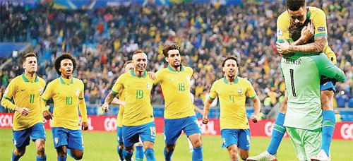 गेब्रियल और रोबटरे के गोल से ब्राजील 21वीं बार फाइनल में